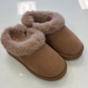 Bearpaw Brown Faux Fur shoes 13